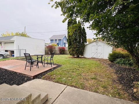 Tiny photo for 2819 117th Street, Toledo, OH 43611 (MLS # 10000484)