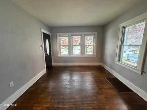 Tiny photo for 2049 Berkshire Place, Toledo, OH 43613 (MLS # 10012230)