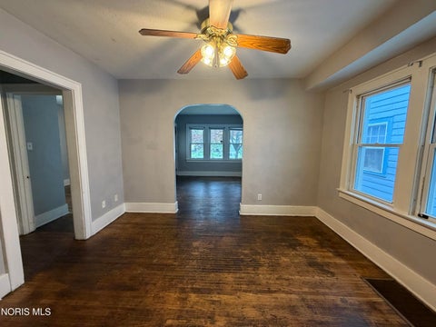 Tiny photo for 2049 Berkshire Place, Toledo, OH 43613 (MLS # 10012230)