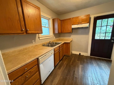 Tiny photo for 2049 Berkshire Place, Toledo, OH 43613 (MLS # 10012230)