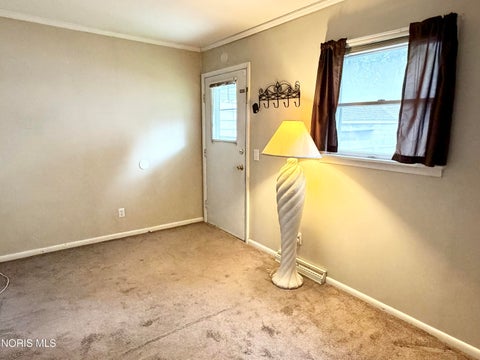 Tiny photo for 1712 Hurd Street, Toledo, OH 43605 (MLS # 10011383)