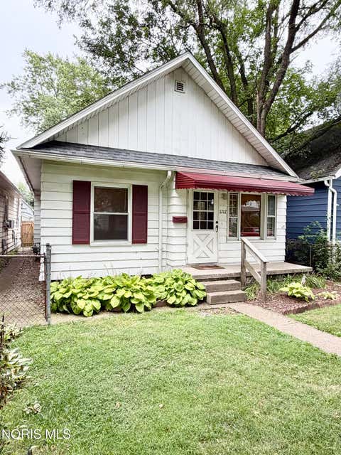 Tiny photo for 1712 Hurd Street, Toledo, OH 43605 (MLS # 10011383)