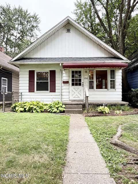 Photo of 1712 Hurd Street, Toledo, OH 43605 (MLS # 10011383)