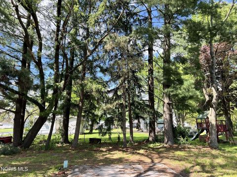 Tiny photo for 547 E Lincoln Avenue #Rear, Ada, OH 45810 (MLS # 10007290)