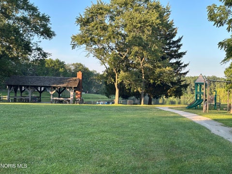 Tiny photo for 10912 Winslow Road, Whitehouse, OH 43571 (MLS # 10010444)