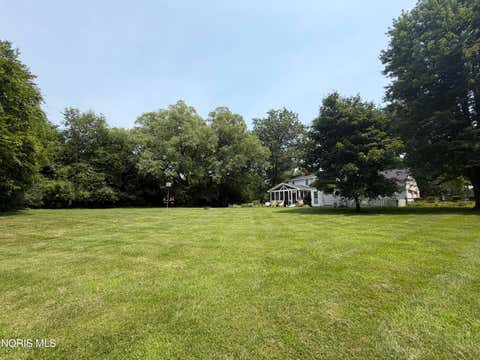 Tiny photo for 10912 Winslow Road, Whitehouse, OH 43571 (MLS # 10010444)
