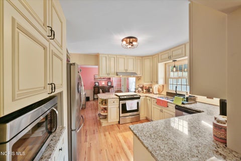 Tiny photo for 10912 Winslow Road, Whitehouse, OH 43571 (MLS # 10010444)