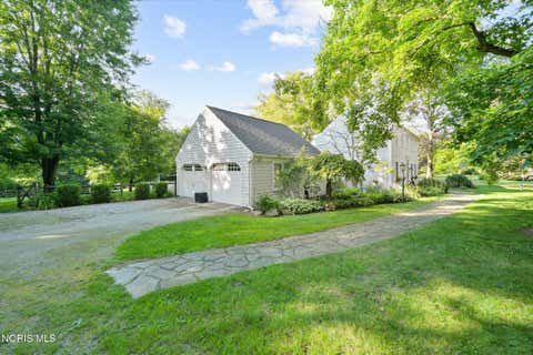 Tiny photo for 10912 Winslow Road, Whitehouse, OH 43571 (MLS # 10010444)