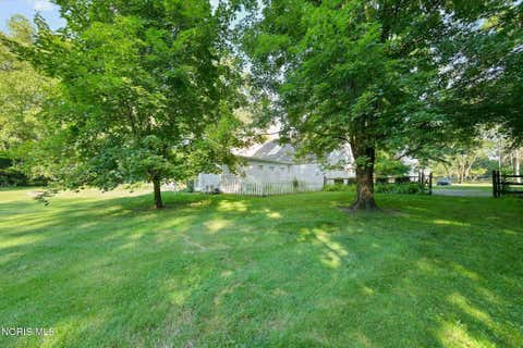 Tiny photo for 10912 Winslow Road, Whitehouse, OH 43571 (MLS # 10010444)
