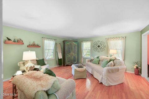 Tiny photo for 10912 Winslow Road, Whitehouse, OH 43571 (MLS # 10010444)