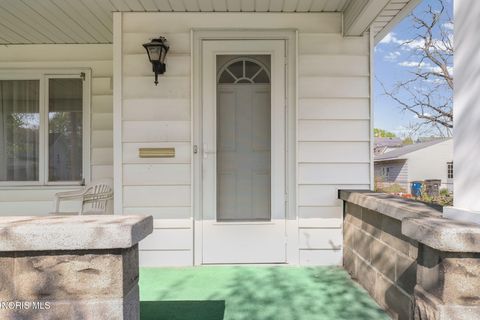 Tiny photo for 418 S Church Street, Bowling Green, OH 43402 (MLS # 10006721)