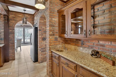 Tiny photo for 405 Forest Drive, Rossford, OH 43460 (MLS # 10005156)