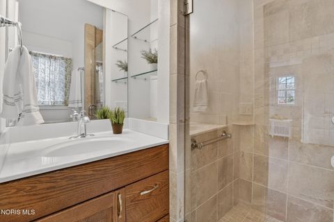 Tiny photo for 405 Forest Drive, Rossford, OH 43460 (MLS # 10005156)