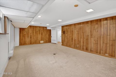 Tiny photo for 405 Forest Drive, Rossford, OH 43460 (MLS # 10005156)