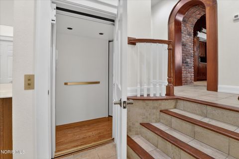 Tiny photo for 405 Forest Drive, Rossford, OH 43460 (MLS # 10005156)