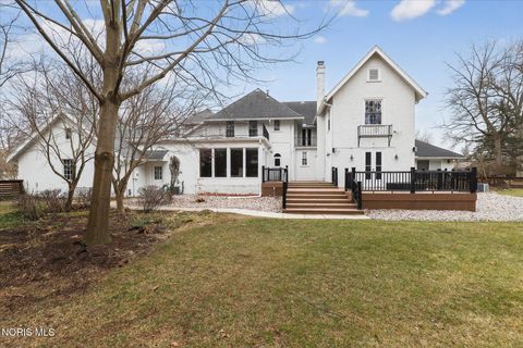 Tiny photo for 405 Forest Drive, Rossford, OH 43460 (MLS # 10005156)