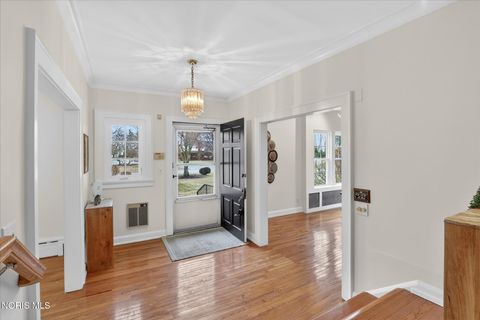 Tiny photo for 405 Forest Drive, Rossford, OH 43460 (MLS # 10005156)