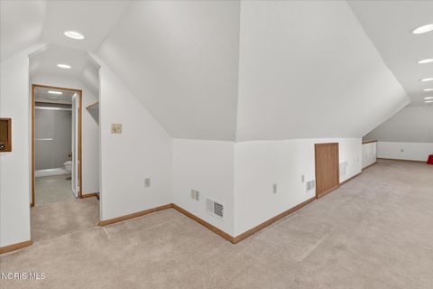 Tiny photo for 405 Forest Drive, Rossford, OH 43460 (MLS # 10005156)