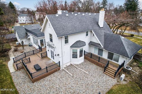 Tiny photo for 405 Forest Drive, Rossford, OH 43460 (MLS # 10005156)