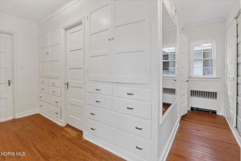 Tiny photo for 405 Forest Drive, Rossford, OH 43460 (MLS # 10005156)