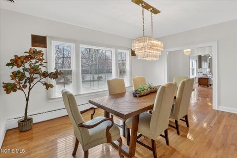 Tiny photo for 405 Forest Drive, Rossford, OH 43460 (MLS # 10005156)