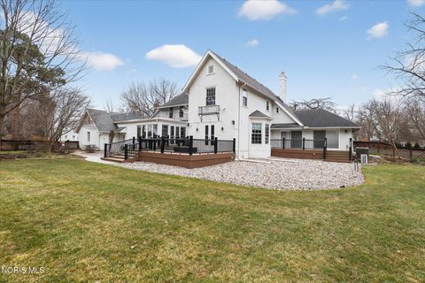 Tiny photo for 405 Forest Drive, Rossford, OH 43460 (MLS # 10005156)
