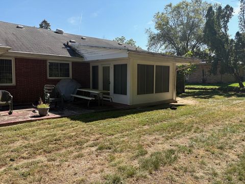Tiny photo for 2253 Valley Brook Drive, Toledo, OH 43615 (MLS # 10000004)