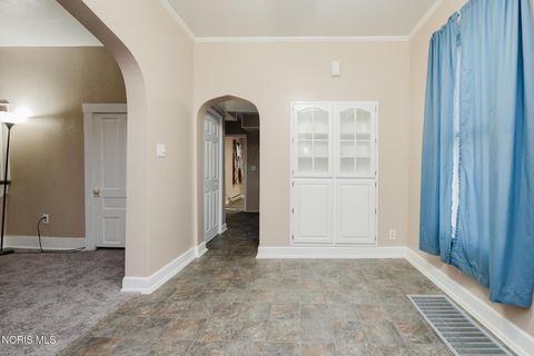 Tiny photo for 122 Allen Avenue, Findlay, OH 45840 (MLS # 10007918)