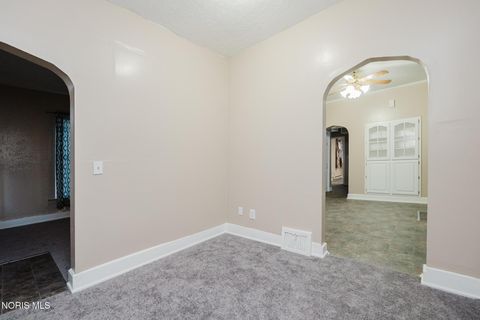 Tiny photo for 122 Allen Avenue, Findlay, OH 45840 (MLS # 10007918)