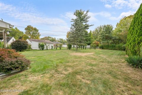 Tiny photo for 3553 Cedardale Court, Toledo, OH 43623 (MLS # 10000237)