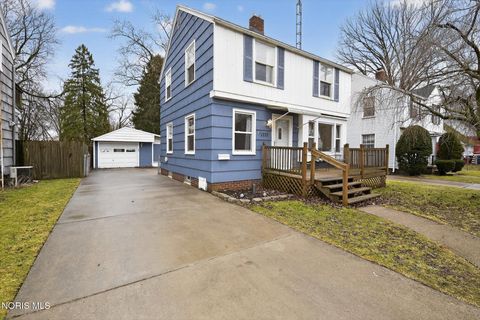 Tiny photo for 1221 Eleanor Avenue, Toledo, OH 43612 (MLS # 10004846)