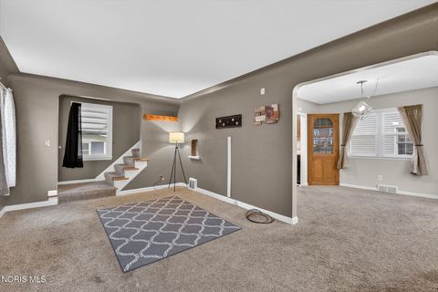 Tiny photo for 1221 Eleanor Avenue, Toledo, OH 43612 (MLS # 10004846)