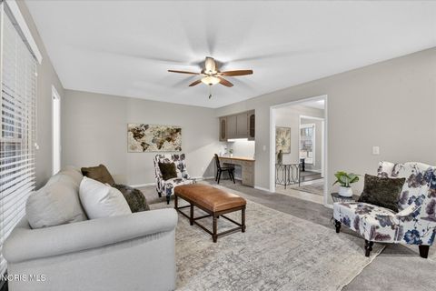 Tiny photo for 4608 Breckenridge Drive, Toledo, OH 43623 (MLS # 10004831)