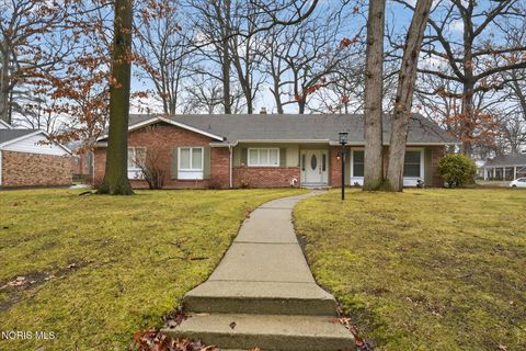 Tiny photo for 4608 Breckenridge Drive, Toledo, OH 43623 (MLS # 10004831)