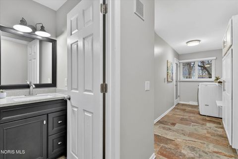 Tiny photo for 4608 Breckenridge Drive, Toledo, OH 43623 (MLS # 10004831)