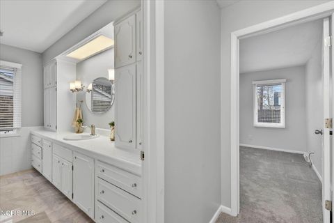 Tiny photo for 4608 Breckenridge Drive, Toledo, OH 43623 (MLS # 10004831)