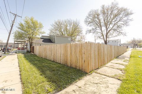 Tiny photo for 3940 Canada Southern Avenue, Toledo, OH 43612 (MLS # 10006772)