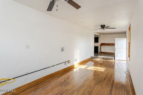 Tiny photo for 3940 Canada Southern Avenue, Toledo, OH 43612 (MLS # 10006772)