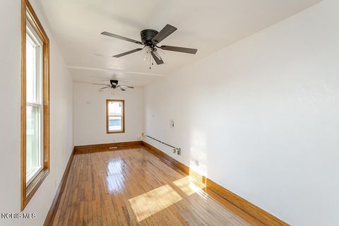 Tiny photo for 3940 Canada Southern Avenue, Toledo, OH 43612 (MLS # 10006772)