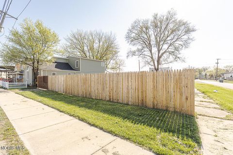 Tiny photo for 3940 Canada Southern Avenue, Toledo, OH 43612 (MLS # 10006772)