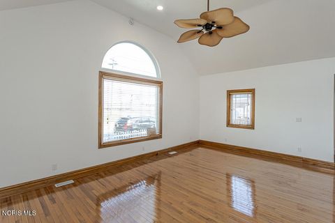 Tiny photo for 3940 Canada Southern Avenue, Toledo, OH 43612 (MLS # 10006772)