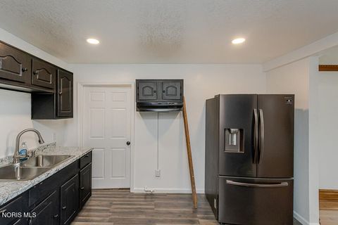 Tiny photo for 3940 Canada Southern Avenue, Toledo, OH 43612 (MLS # 10006772)