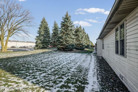 Tiny photo for 2149 Greystone Court, Findlay, OH 45840 (MLS # 10002443)