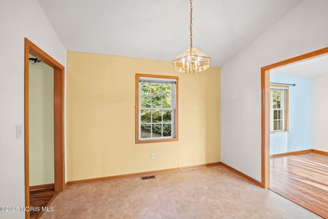 Tiny photo for 2149 Greystone Court, Findlay, OH 45840 (MLS # 10002443)