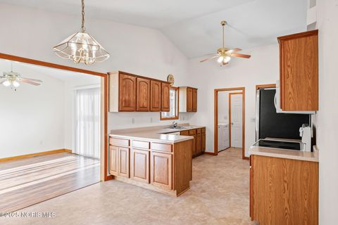 Tiny photo for 2149 Greystone Court, Findlay, OH 45840 (MLS # 10002443)