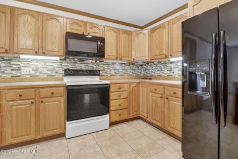 Tiny photo for 523 Woodpointe Drive, Woodville, OH 43469 (MLS # 10003335)