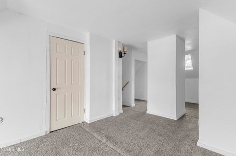 Tiny photo for 2368 Hollywood Avenue, Toledo, OH 43620 (MLS # 10005304)