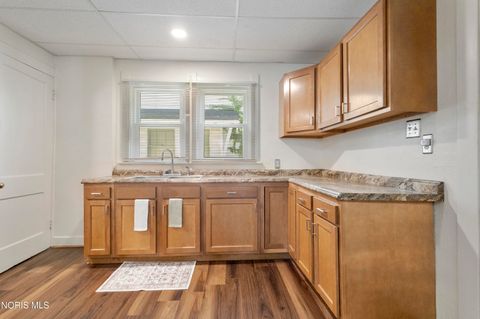 Tiny photo for 1917 Calumet Avenue, Toledo, OH 43607 (MLS # 10007318)