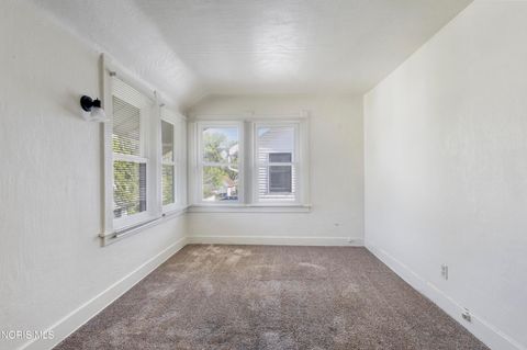 Tiny photo for 1917 Calumet Avenue, Toledo, OH 43607 (MLS # 10007318)