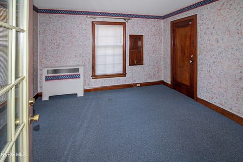 Tiny photo for 325 Jefferson Street, Port Clinton, OH 43452 (MLS # 10008128)